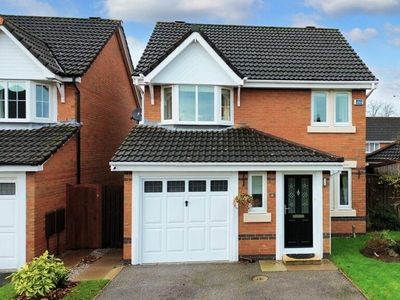 3 bedroom detached house for sale in Pendle Gardens, Culcheth, WA3