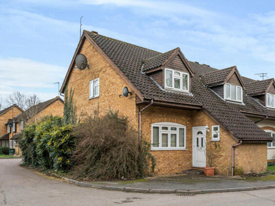 3 Bedroom End Of Terrace House For Sale In Barnet