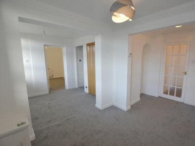 3 Bedroom Flat For Sale In Washington, Tyne And Wear