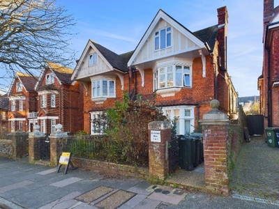 3 bedroom house of multiple occupation for sale in Old Orchard Road, Eastbourne, East Sussex, BN21