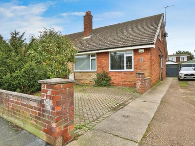 3 Bedroom Semi-detached Bungalow For Sale In Hull, East Riding Of Yorkshire