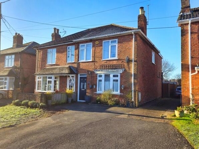 3 Bedroom Semi-detached House For Sale In Ashurst