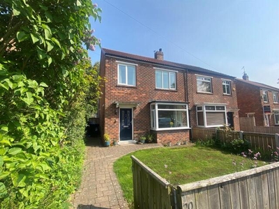 3 Bedroom Semi-detached House For Sale In Nunthorpe