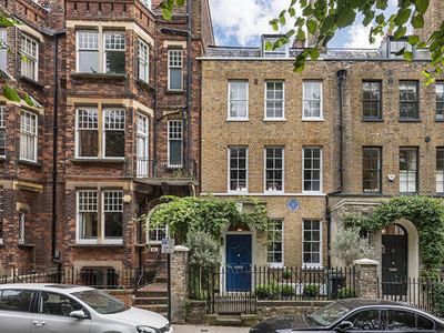 3 Bedroom Terraced House For Sale In Hampstead Village, London