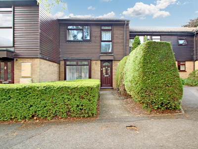 3 Bedroom Terraced House For Sale In St. Johns Close, Uxbridge