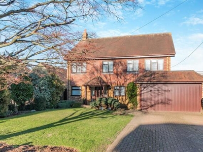 4 Bedroom Detached House For Sale In Blue Bell Hill