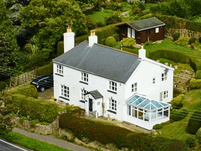 4 Bedroom Detached House For Sale In Bridport, Dorset