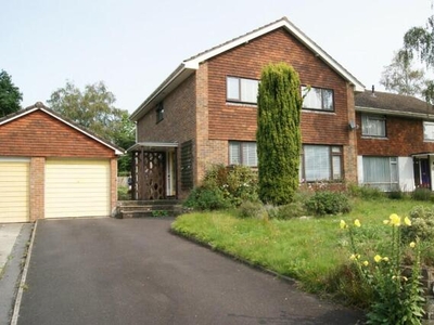 4 Bedroom Detached House For Sale In Chandlers Ford, Hampshire