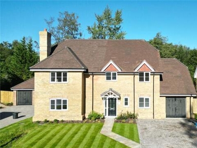 4 Bedroom Detached House For Sale In Chavey Down, Ascot