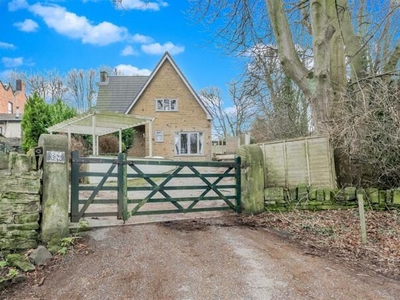 4 Bedroom Detached House For Sale In New Farnley