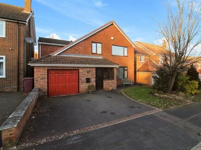 4 Bedroom Detached House For Sale In Old Tupton