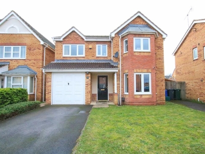 4 bedroom detached house for sale in Wakelam Drive, Armthorpe, Doncaster, DN3