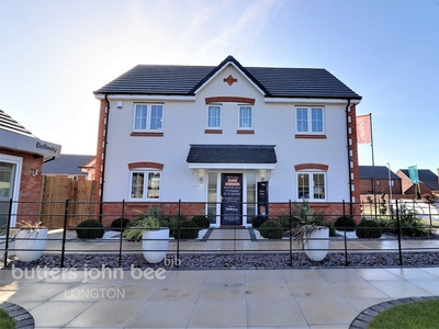4 bedroom House - Detached for sale in Stoke on Trent