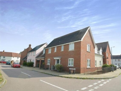 4 Bedroom Link Detached House For Sale In Witham