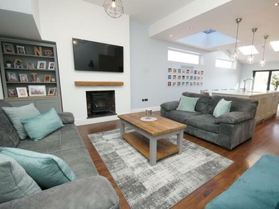 5 Bedroom Semi-detached House For Sale In Southport, Merseyside