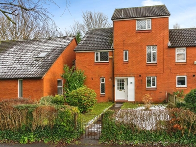 5 bedroom terraced house for sale in Waywell Close, Fearnhead, Warrington, Cheshire, WA2
