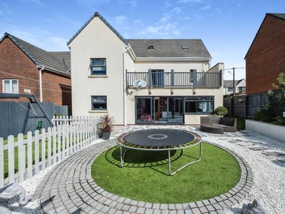 6 Bedroom Detached House For Sale In Neath