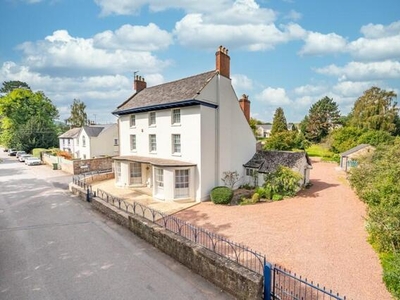 7 Bedroom Village House For Sale In Whitchurch