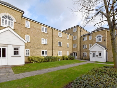 Edith Cavell Way, Shooters Hill, London, SE18 2 bedroom flat/apartment