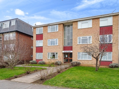 Flat to rent - Hatherley Road, Sidcup, DA14