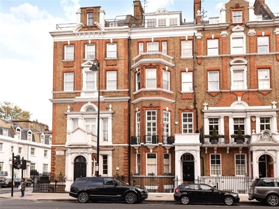 1 bedroom property for sale in Pont Street, London, SW1X