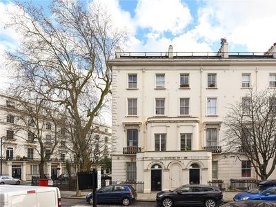 1 bedroom property for sale in Porchester Square, LONDON, W2