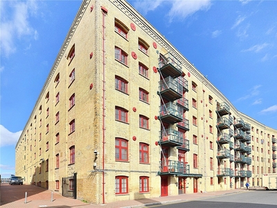 1 bedroom property for sale in Rotherhithe Street, LONDON, SE16