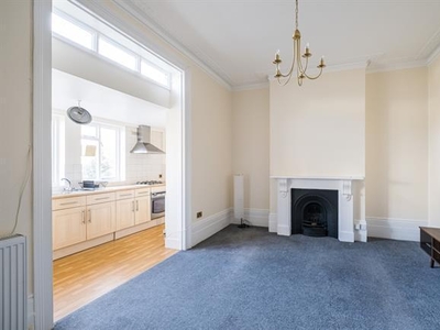 1 bedroom property to let in Islington, London