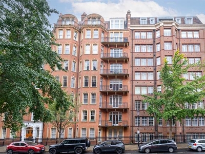 1 bedroom property to let in Oakwood Court London W14