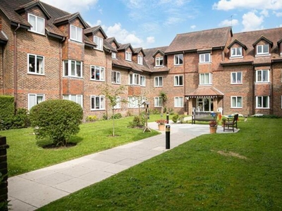 1 Bedroom Shared Living/roommate East Sussex West Sussex