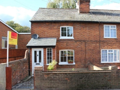 2 Bed Cottage For Sale in Henley-on-Thames, Berkshire, RG9 - 5278476