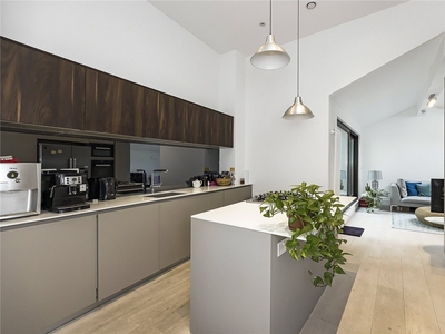 2 bedroom property for sale in County Street, LONDON, SE1