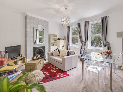 2 bedroom property for sale in Fortune Green Road, London, NW6