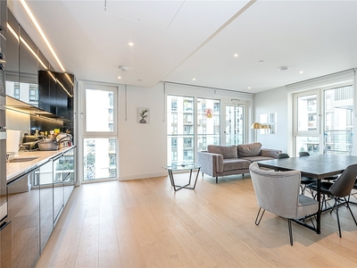 2 bedroom property for sale in Fountain Park Way, London, W12