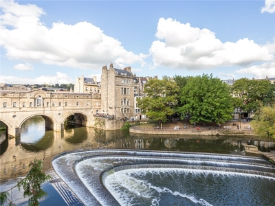 2 bedroom property for sale in Grand Parade, Bath, BA2