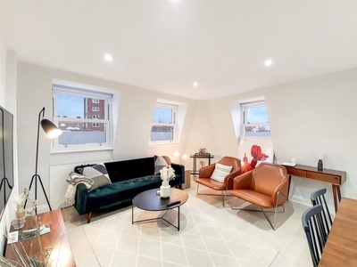 2 bedroom property for sale in Greyhound Road, LONDON, W6