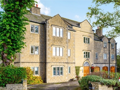 2 bedroom property for sale in Hyett Close, Painswick, Stroud, GL6