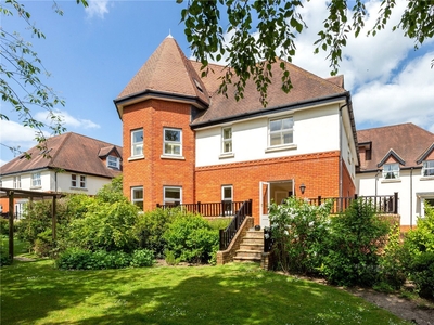 2 bedroom property for sale in London Road, Ascot, SL5