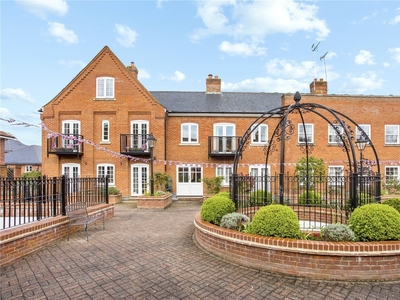 2 bedroom property for sale in Malthouse Way, Marlow, SL7