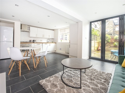 2 bedroom property for sale in Mexfield Road, London, SW15