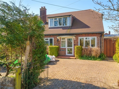 2 bedroom property for sale in Mitchell Walk, Amersham, HP6