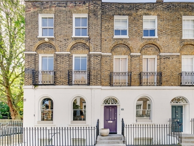 2 bedroom property for sale in Richmond Avenue, London, N1