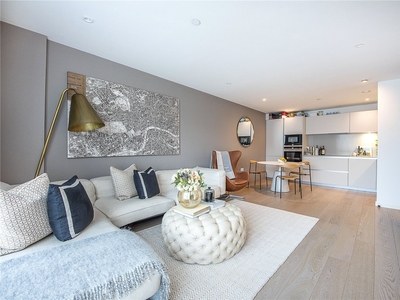 2 bedroom property for sale in Upper Richmond Road, LONDON, SW15