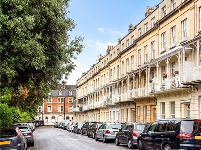2 bedroom property for sale in West Mall, Bristol, BS8