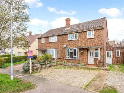 3 bedroom property for sale in Chiltern Drive, Rickmansworth, WD3