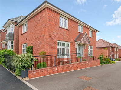 3 bedroom property for sale in Fredrick Dunford Close, MARLBOROUGH, SN8