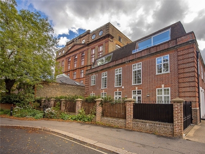3 bedroom property for sale in Heathfield Terrace, London, W4