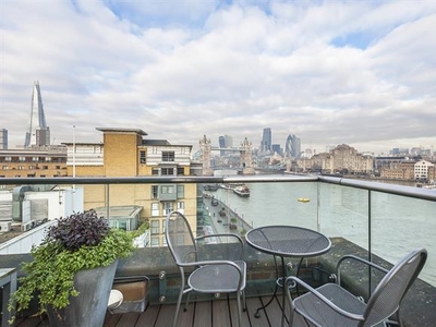 3 bedroom property to let in 26 Shad Thames, London