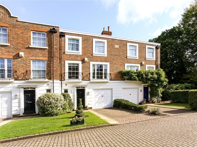 4 bedroom property for sale in Agincourt, Ascot, SL5