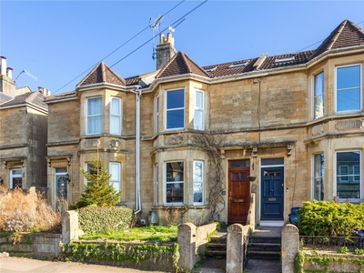 4 bedroom property for sale in Charmouth Road, Bath, BA1